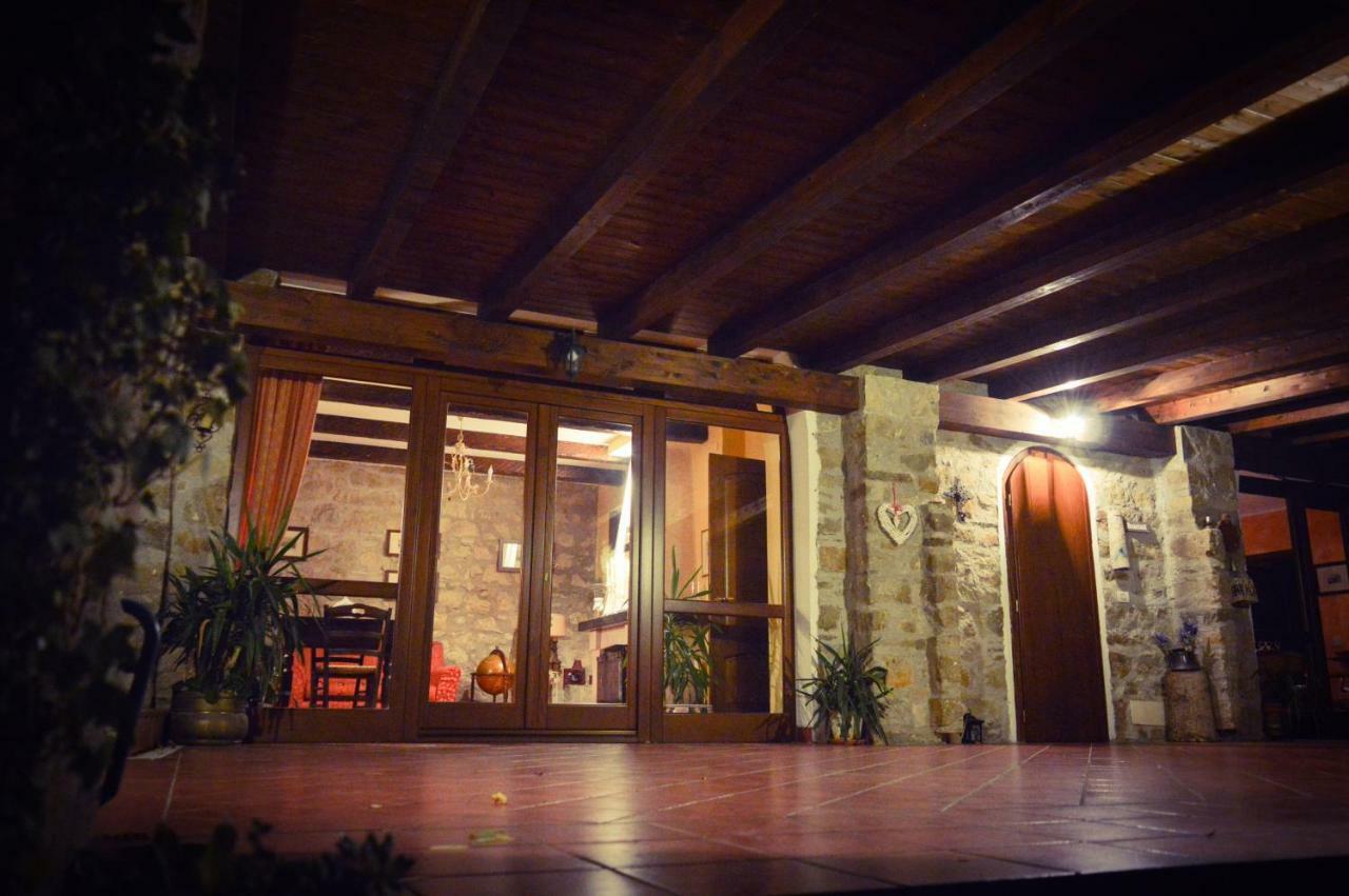 La Casa Di Lidia Bed and Breakfast Cardile Exteriör bild